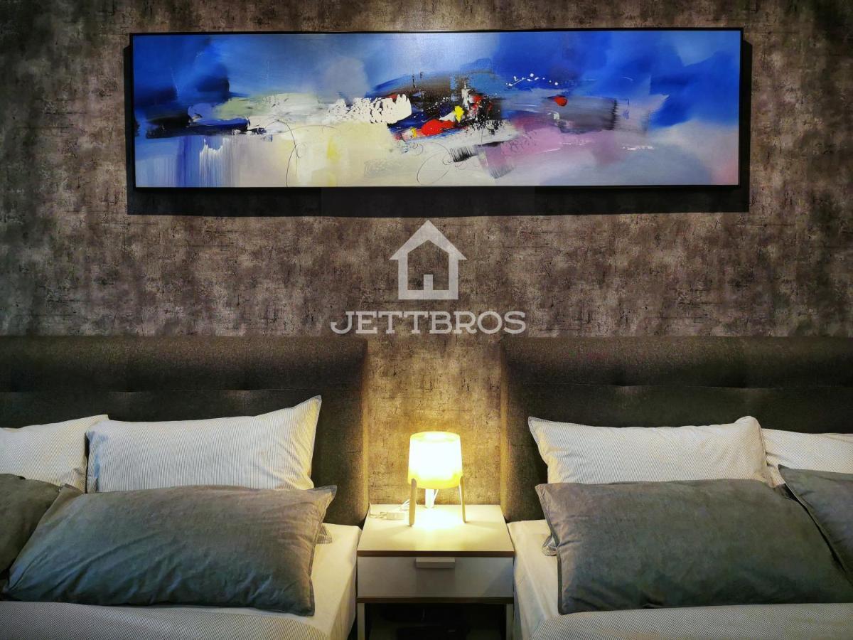 דירות Ksl D'Esplanade By Jettbros ג'והור בהרו מראה חיצוני תמונה