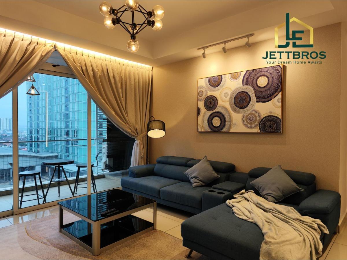 דירות Ksl D'Esplanade By Jettbros ג'והור בהרו מראה חיצוני תמונה